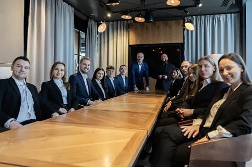 Eksperci nieruchomości w Słupsku: Klucz do udanych transakcji