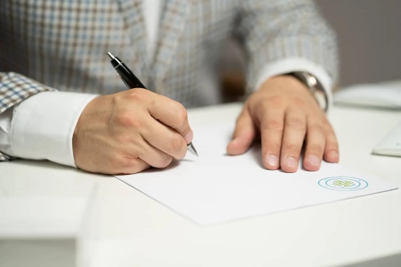 Wniosek o wykreślenie hipoteki: opłata i procedura krok po kroku